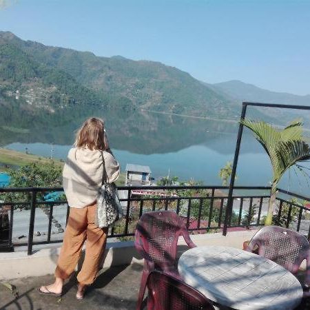 Little Pilgrim Lodge Pokhara Dış mekan fotoğraf