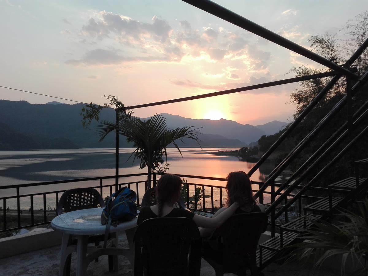 Little Pilgrim Lodge Pokhara Dış mekan fotoğraf