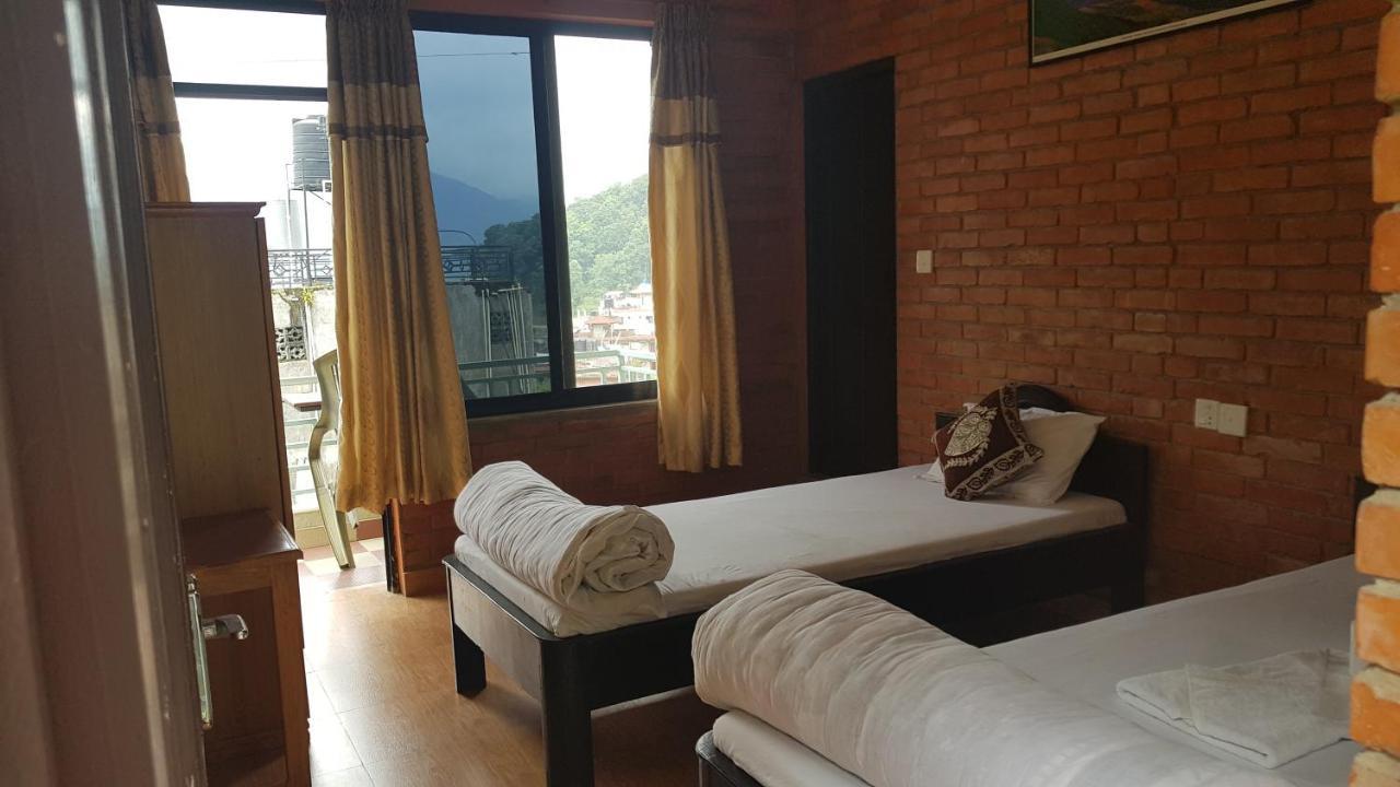 Little Pilgrim Lodge Pokhara Dış mekan fotoğraf